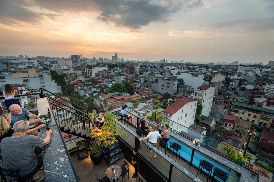 Welcome to Solar Sky Bar Hanoi - The Best Sky Bar in Hanoi